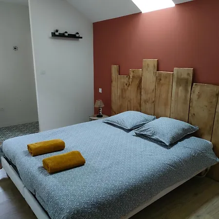 بيت للعطل Des Bois
